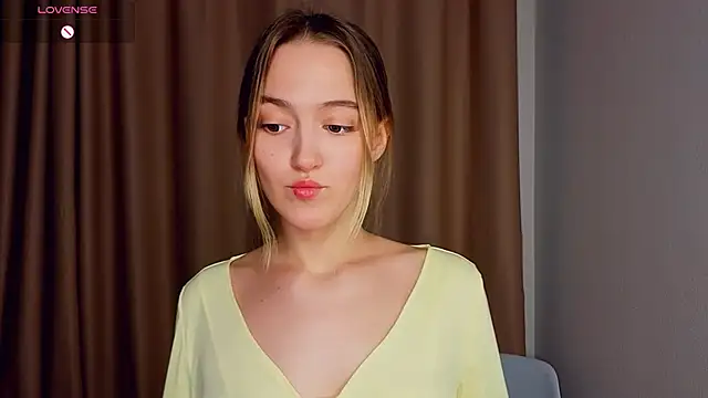 SupakuChan online show from February 11, 2026, 7:47 pm