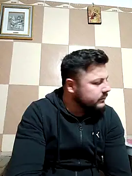 Valentino19999 online show from February 7, 2026, 4:04 pm