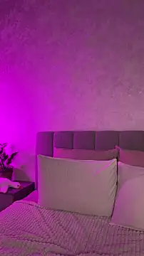 Velvet Hell online show from April 19, 2026, 1:56 pm