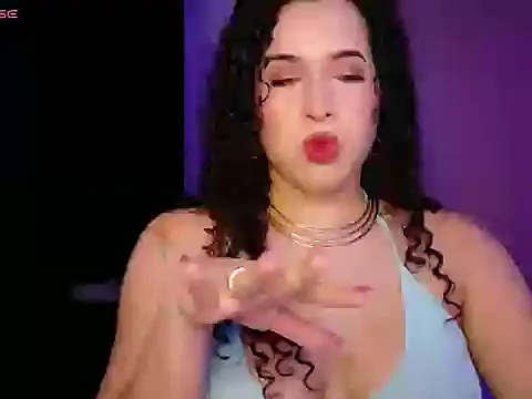 DIVINANGELA online show from May 16, 2026, 3:49 am