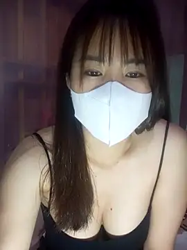 Yui-Ch1682 online show from March 5, 2026, 11:10 pm