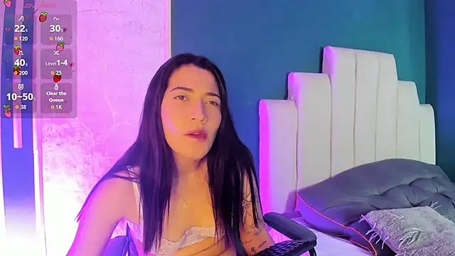 Adrienne   online show from March 31, 2026, 8:33 pm