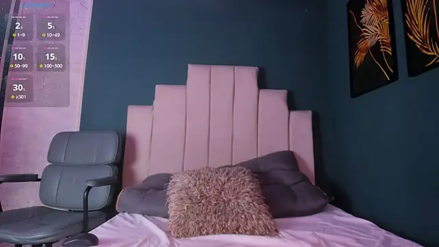 Adrienne   online show from February 13, 2026, 12:16 pm