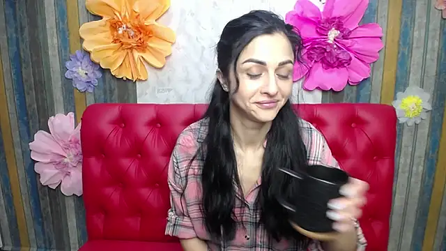 EvaClarkk online show from April 6, 2026, 5:19 am