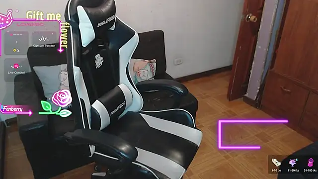 MeliisaRobers online show from April 7, 2026, 12:34 am