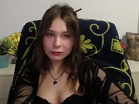 LanaLovely online show from February 5, 2026, 8:54 am