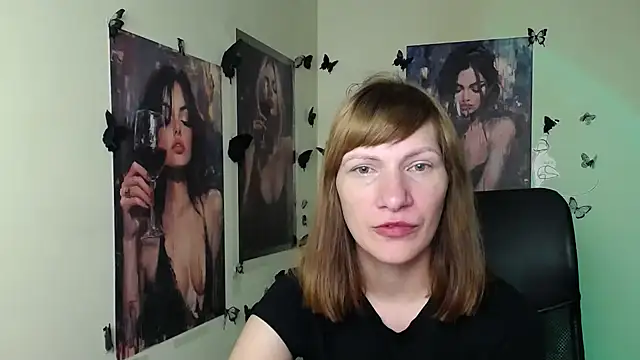 Snapshot of Rosalinda_ro chatting on June 8, 2026, 6:03 am Rosalinda ro online show from June 8, 2026, 6:03 am