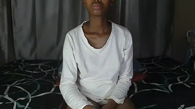 PussyFarrie online show from April 9, 2026, 6:30 am