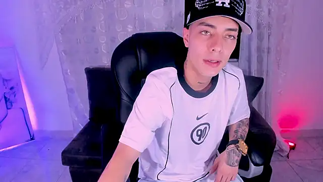 Dereck Boy  online show from April 10, 2026, 4:30 am