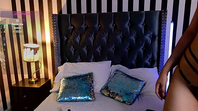 carosantoss online show from February 23, 2026, 10:38 am