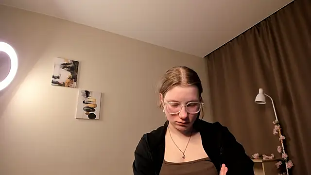 VictorMencia online show from February 27, 2026, 7:14 pm