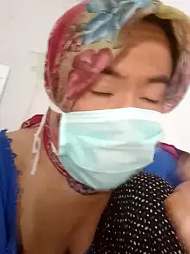 turbanlim07 online show from February 19, 2026, 2:47 pm