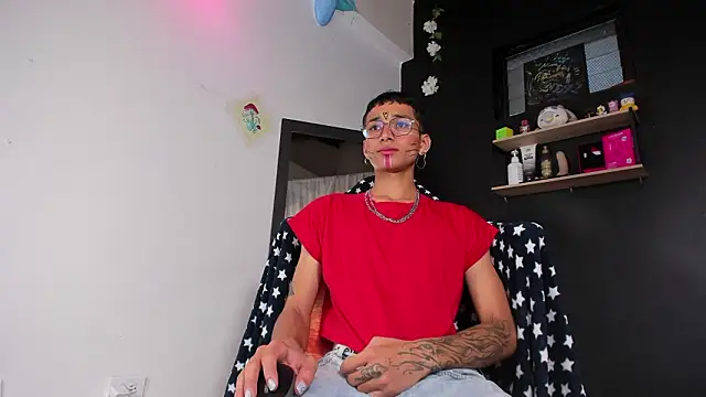 Snapshot of _Josh_Moon_ chatting on February 6, 2026, 5:09 pm Josh Moon online show from February 6, 2026, 5:09 pm