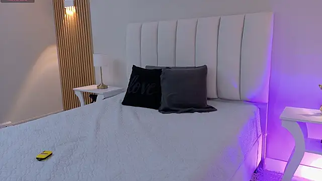  Daarcy  online show from February 20, 2026, 3:47 am