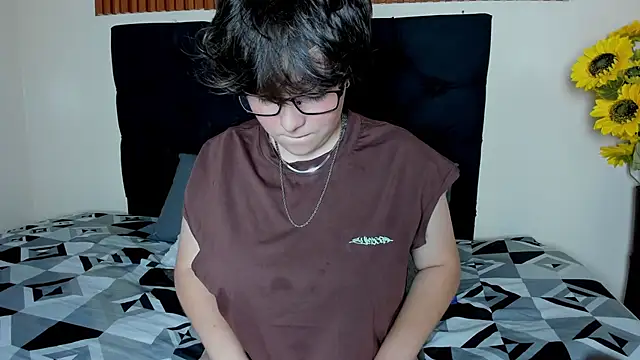  Daarcy  online show from March 4, 2026, 3:58 am