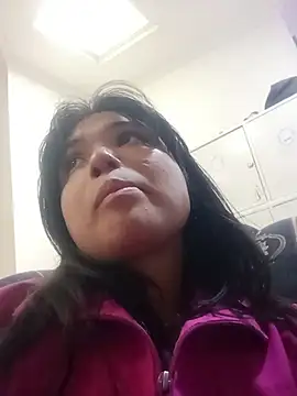 Snapshot of Maggyx chatting on June 26, 2026, 2:01 pm Maggyx online show from June 26, 2026, 2:01 pm