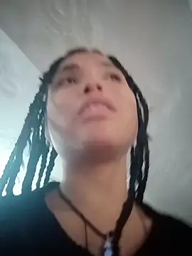 Maggyx online show from February 25, 2026, 1:22 pm