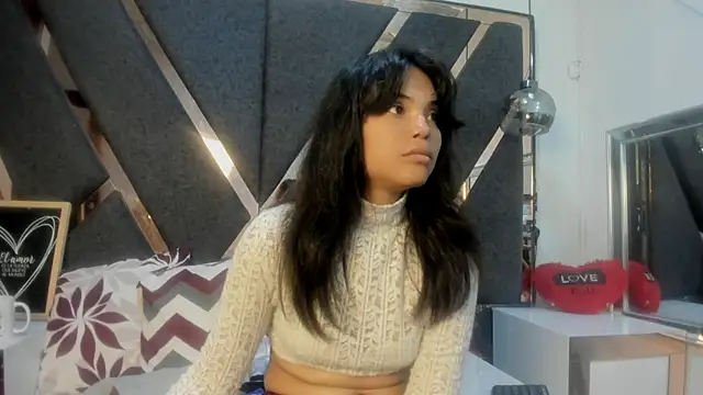 Snapshot of Maggyx chatting on June 18, 2026, 1:49 pm Maggyx online show from June 18, 2026, 1:49 pm