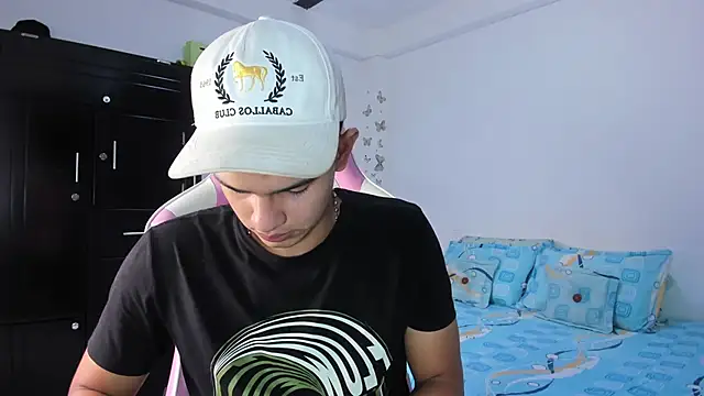 Snapshot of Adrian_Prime_ chatting on February 20, 2026, 6:54 pm Adrian Prime online show from February 20, 2026, 6:54 pm