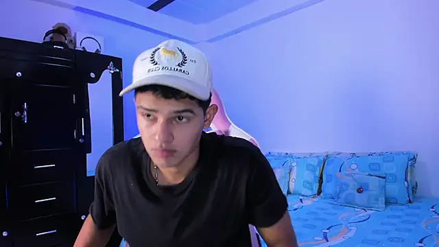 Snapshot of Adrian_Prime_ chatting on February 23, 2026, 6:41 pm Adrian Prime online show from February 23, 2026, 6:41 pm