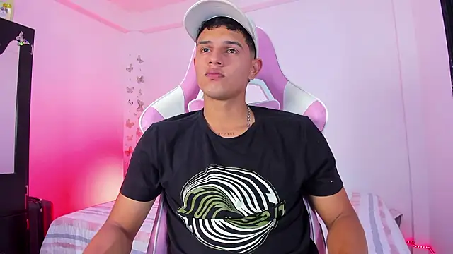 Snapshot of Adrian_Prime_ chatting on February 6, 2026, 6:59 pm Adrian Prime online show from February 6, 2026, 6:59 pm