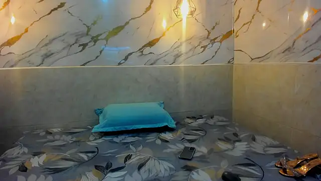  Nadiiaa online show from February 5, 2026, 11:50 am