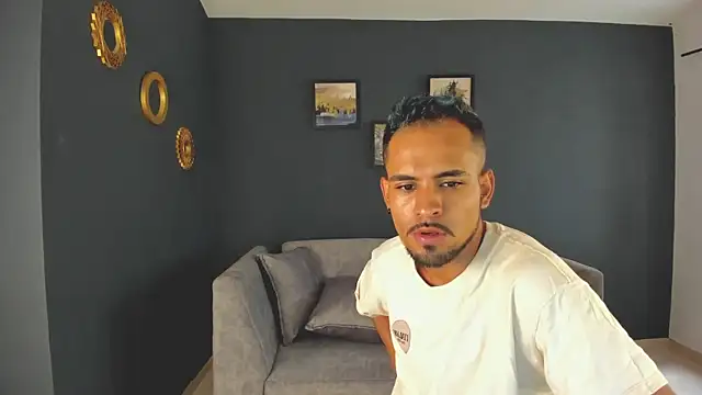 neyder sanz online show from March 3, 2026, 1:18 pm