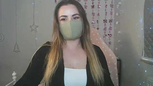 Avelina1 online show from April 15, 2026, 9:15 am