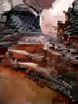 Urmen 18 online show from May 23, 2026, 2:05 pm