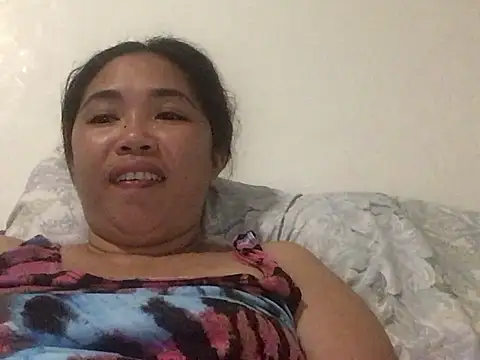 lady candy85 online show from February 13, 2026, 7:58 pm