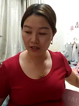 Jennie dogy online show from May 6, 2026, 3:27 pm