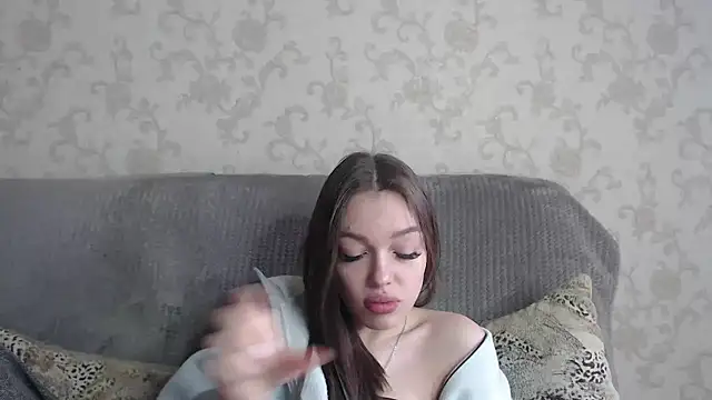 CandyGyrl online show from April 8, 2026, 8:16 am