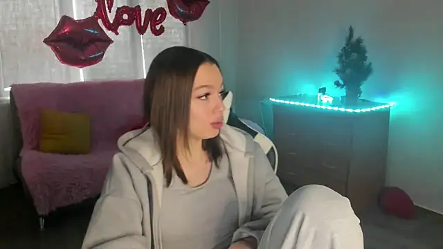 CandyGyrl online show from March 12, 2026, 1:33 am