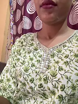 Snapshot of komalsharma99 chatting on May 22, 2026, 8:34 am komalsharma99 online show from May 22, 2026, 8:34 am