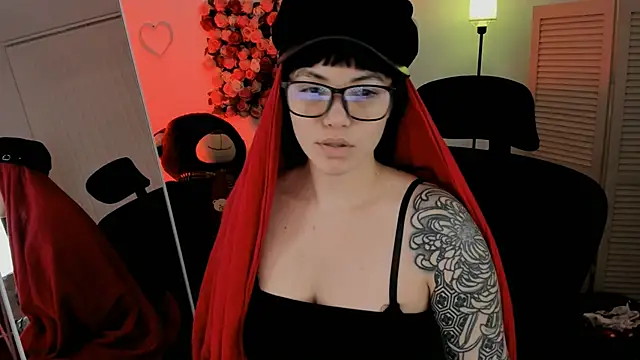 NeoGeisha online show from April 19, 2026, 6:10 pm