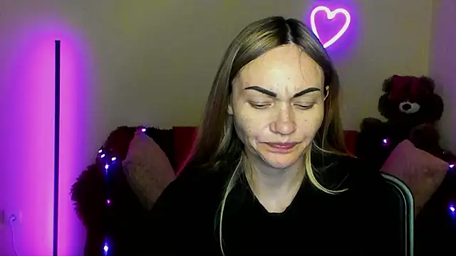 BlondMikey22 online show from April 18, 2026, 5:26 pm