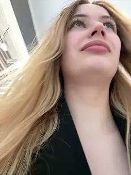 blonde exe online show from March 28, 2026, 1:34 pm