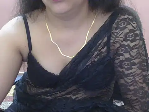 Cute Sheetal online show from March 5, 2026, 11:51 am