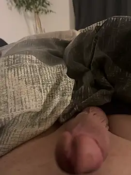 ManuelCervantes1972 online show from April 18, 2026, 3:20 am