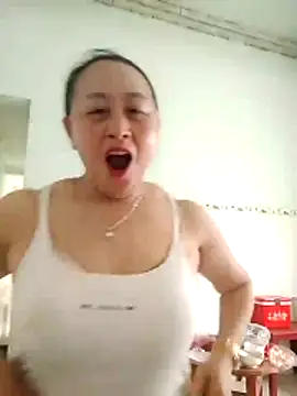 Jolie sexy online show from April 3, 2026, 3:13 am