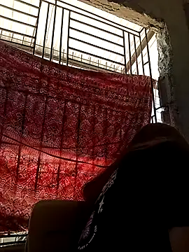 Wildcam21 online show from April 15, 2026, 1:33 am