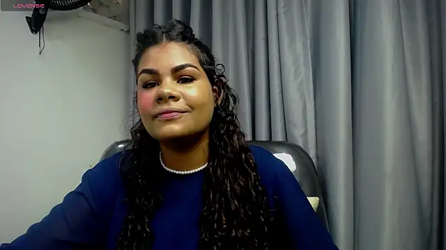 yaazhinii online show from April 20, 2026, 11:57 am