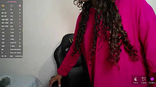 yaazhinii online show from February 21, 2026, 11:45 am