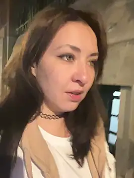 Snapshot of Yuliastar chatting on April 2, 2026, 10:38 pm Yuliastar online show from April 2, 2026, 10:38 pm