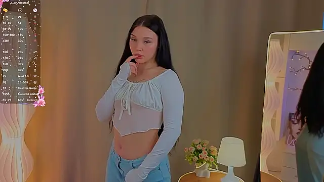 RoxannRunk online show from February 25, 2026, 10:04 am