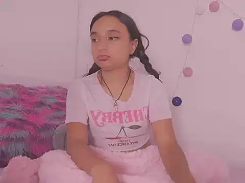  emily jonexs online show from July 18, 2026, 12:25 pm