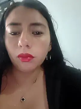 ashleymonroe4 online show from April 20, 2026, 10:11 pm