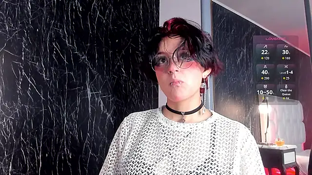 YuuMiko online show from March 11, 2026, 12:32 pm