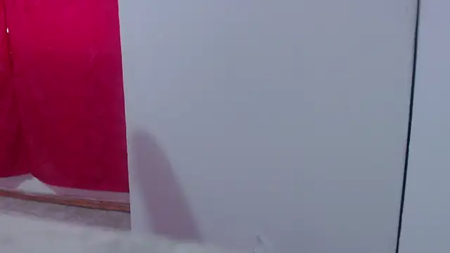 astrid blaze 27 online show from February 13, 2026, 7:58 pm