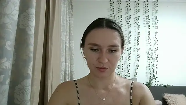 Snapshot of LilitTXX chatting on August 4, 2026, 7:40 pm LilitTXX online show from August 4, 2026, 7:40 pm